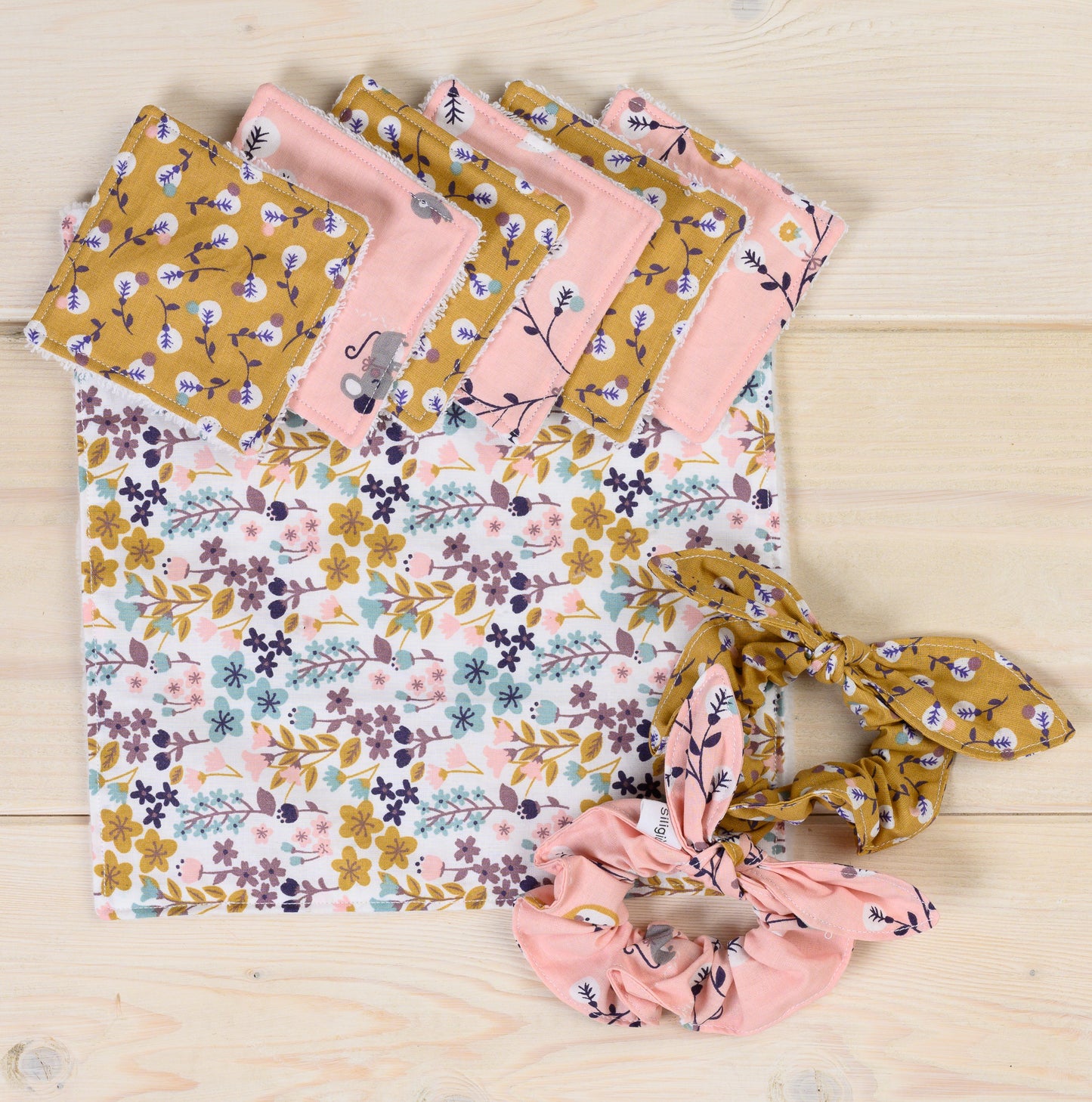 Confezione regalo DALIA con pad struccanti lavabili fatti a mano - in offerta